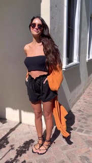 Zaira Nara feet photo thumbnail