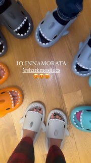 Ludovica Pagani feet photo thumbnail