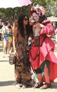 Vanessa Hudgens feet photo thumbnail