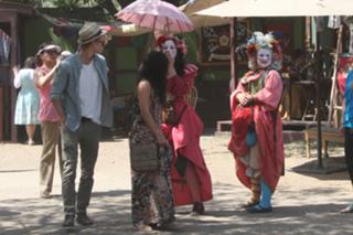 Vanessa Hudgens feet photo thumbnail
