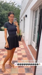Zaira Nara feet photo thumbnail