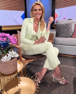 Ana Hickmann feet photo thumbnail
