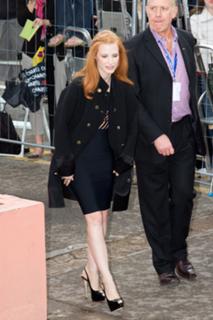 Jessica Chastain feet photo thumbnail