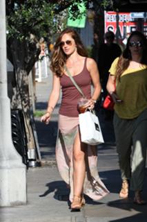 Minka Kelly feet photo thumbnail