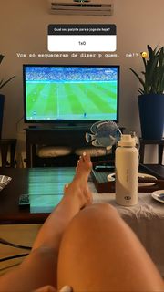 Kelly Key feet photo thumbnail