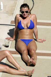 Coleen Rooney feet photo thumbnail