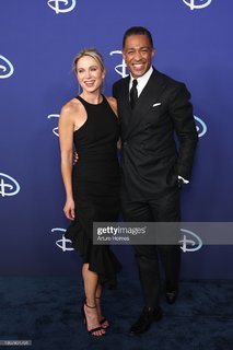 Amy Robach feet photo thumbnail