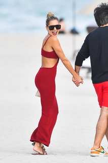 Sylvie Meis feet photo thumbnail