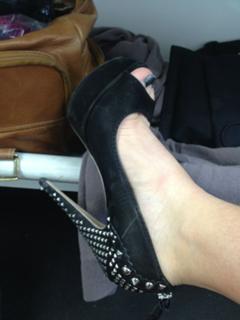 Jennette McCurdy feet photo thumbnail