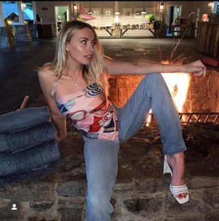 Corinna Kopf feet photo thumbnail