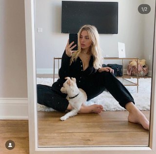 Corinna Kopf feet photo thumbnail