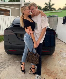 Corinna Kopf feet photo thumbnail