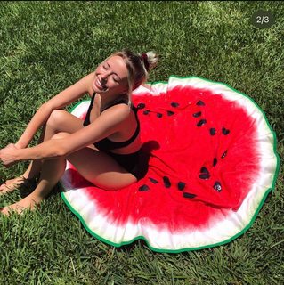 Corinna Kopf feet photo thumbnail
