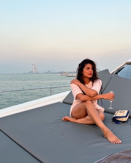 Priyanka Chopra Jonas feet photo thumbnail