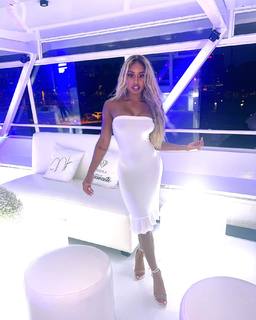 Qimmah Russo feet photo thumbnail