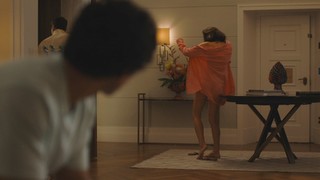 Aubrey Plaza feet photo thumbnail