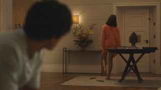 Aubrey Plaza feet photo thumbnail