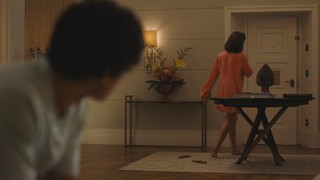 Aubrey Plaza feet photo thumbnail