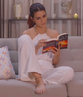 Kriti Sanon feet photo thumbnail