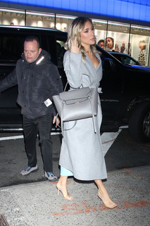 Kristin Cavallari feet photo thumbnail