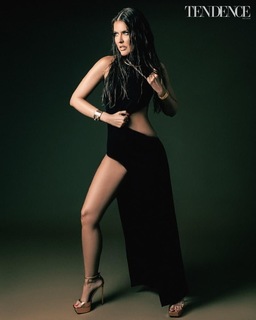Vanessa Claudio feet photo thumbnail