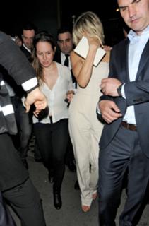 Cameron Diaz feet photo thumbnail