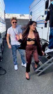 Jenna Ortega feet photo thumbnail