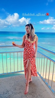 Katrina Bowden feet photo thumbnail