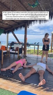 Larissa Manoela feet photo thumbnail