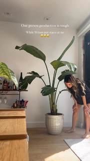 Vale Genta feet photo thumbnail