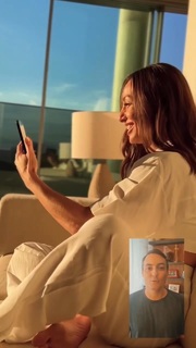 Sabrina Sato feet photo thumbnail