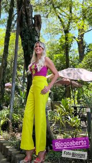Renata Fan feet photo thumbnail