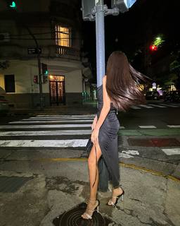 Zaira Nara feet photo thumbnail