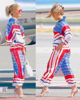 Jennifer Lopez feet photo thumbnail