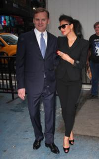 Nicole Scherzinger feet photo thumbnail