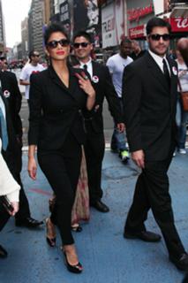 Nicole Scherzinger feet photo thumbnail