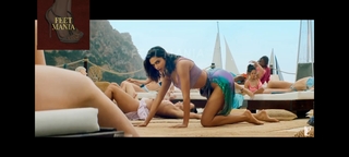 Deepika Padukone feet photo thumbnail