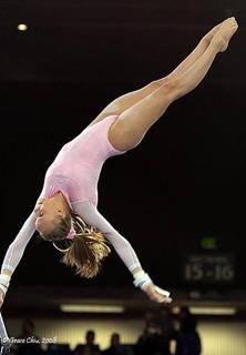 Nastia Liukin feet photo thumbnail
