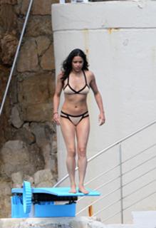 Michelle Rodriguez feet photo thumbnail