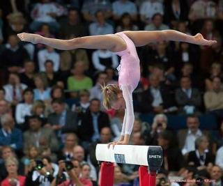 Nastia Liukin feet photo thumbnail
