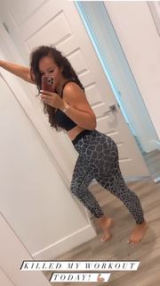Evelyn Lozada feet photo thumbnail