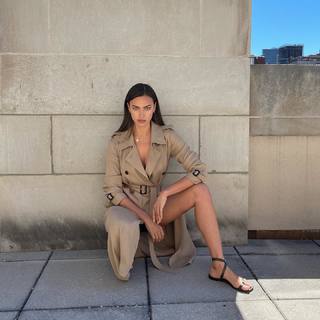 Irina Shayk feet photo thumbnail