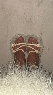Irina Shayk feet photo thumbnail