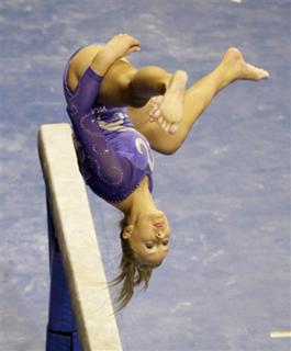 Nastia Liukin feet photo thumbnail
