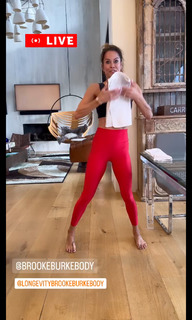 Brooke Burke feet photo thumbnail