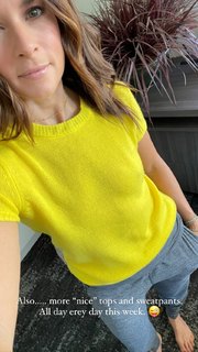 Danica Patrick feet photo thumbnail