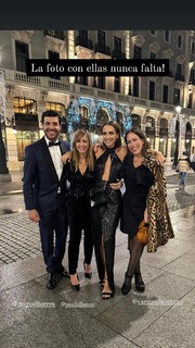 Paula Echevarría feet photo thumbnail