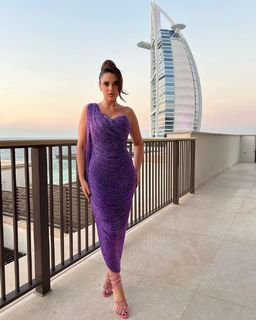 Dorra Zarrouk feet photo thumbnail