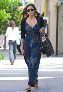 Nina Dobrev feet photo thumbnail