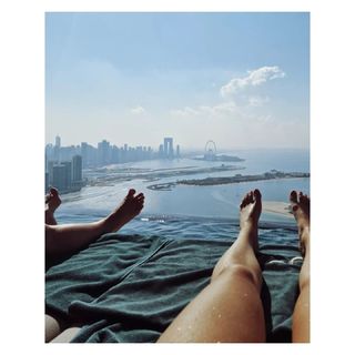 Blanca Suárez feet photo thumbnail